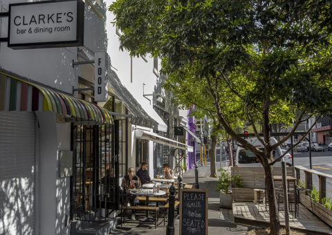 Clarkes Bar and Dining Room